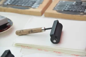 خدمة كاتب العدل المنزلية - توثيق معتمد وأنت في مكانك